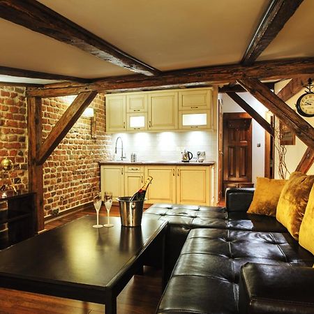 Apartamenty Chleb I Wino Torun Ngoại thất bức ảnh